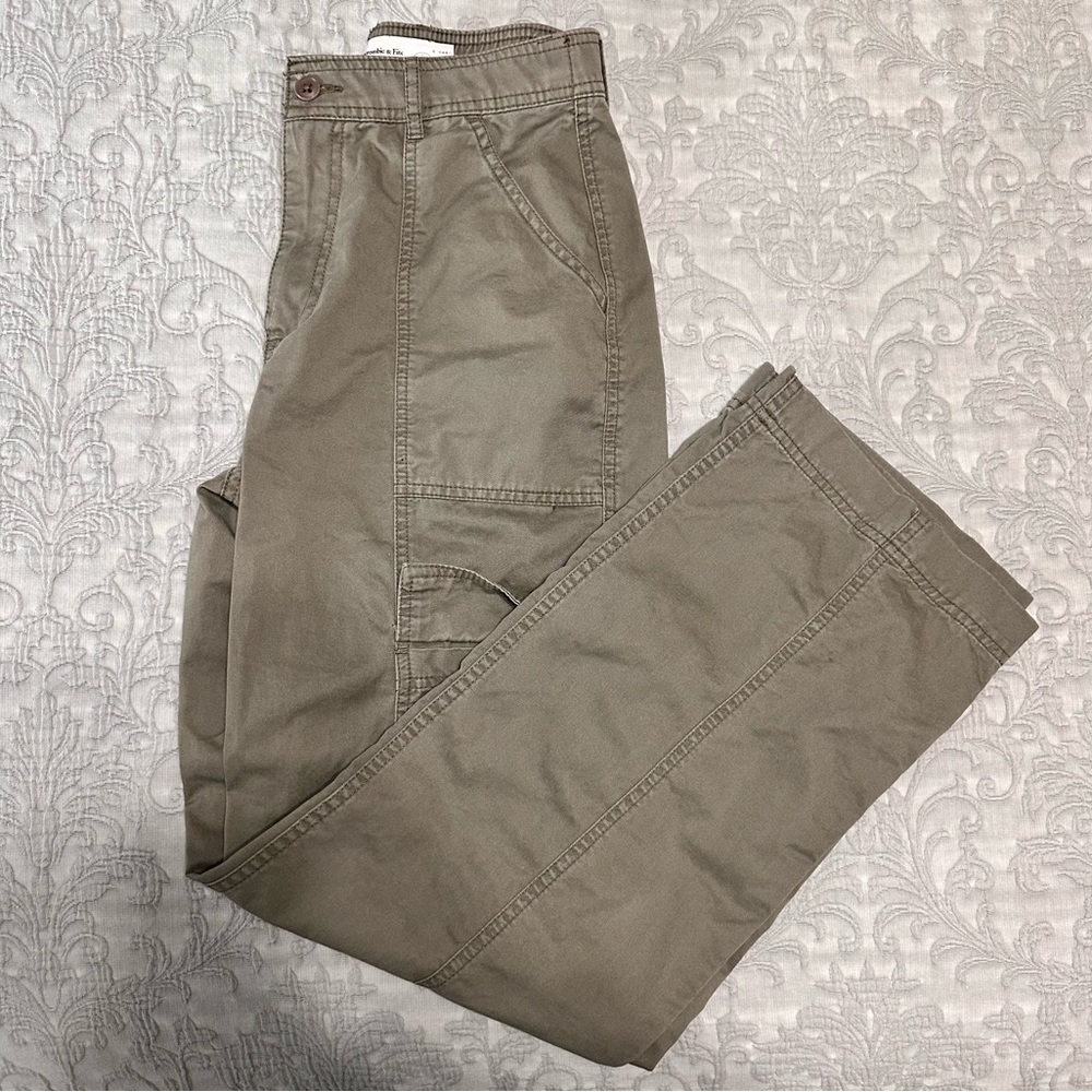 Abercrombie Straight Leg Cargo Pants